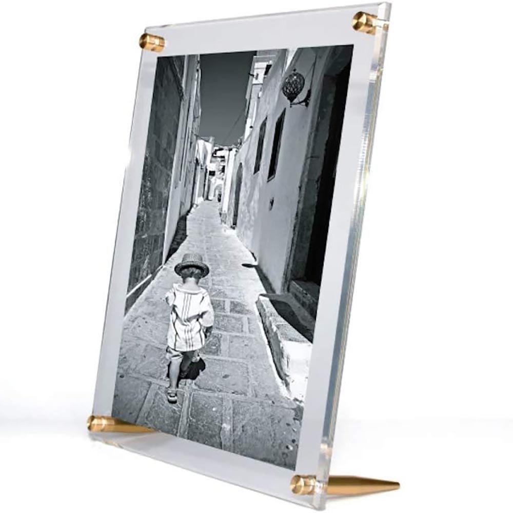 8×10″ Clear Acrylic Tabletop Floating Picture Frame (Gold) 8×10″ Clear Acrylic Tabletop Floating Picture Frame (Gold)